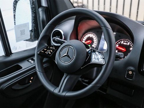 New 2025 Mercedes-Benz Sprinter 2500 image 13