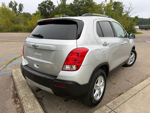 Used 2016 Chevrolet Trax LT FWD image 5