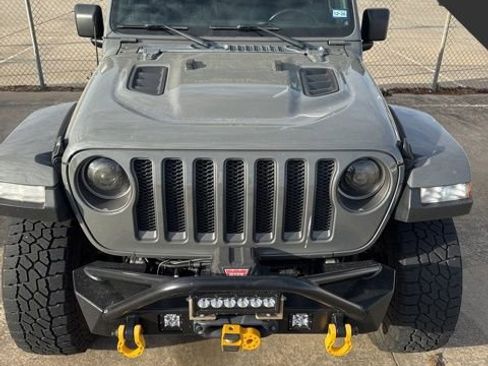 Used 2021 Jeep Wrangler Unlimited Rubicon w/ Xtreme Recon 35" Tire Package image 5