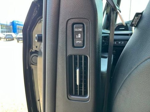 Used 2025 Honda Odyssey Sport-L image 19
