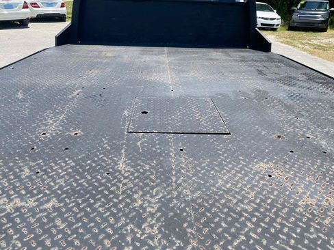 Used 2020 RAM 5500 Tradesman w/ Chrome Appearance Group AWD/4WD image 19