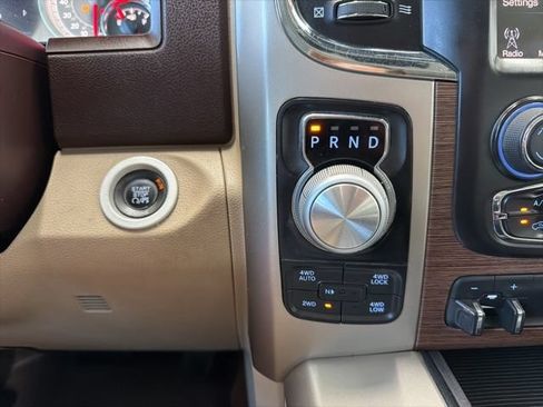 Used 2014 RAM 1500 Laramie w/ Convenience Group AWD/4WD image 26