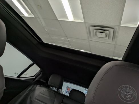 Used 2024 Alfa Romeo Tonale Veloce image 21