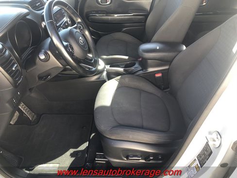 Used 2015 Kia Soul ! image 10