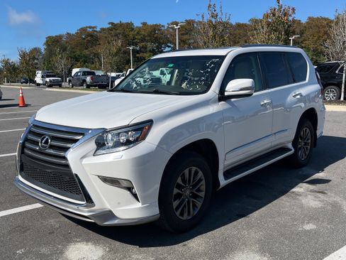 Used 2018 Lexus GX 460 image 1
