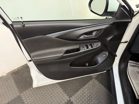 Used 2025 Buick Envista Preferred w/ Convenience I Package FWD image 15