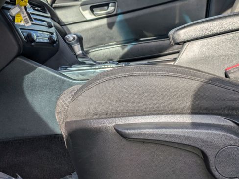 Used 2020 Kia Optima LX FWD image 25