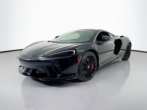 Used 2025 McLaren GTS image 3