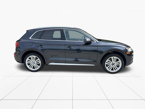 Used 2018 Audi Q5 2.0T Premium Plus w/ Premium Plus Package AWD/4WD image 9