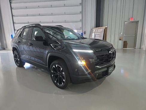 New 2026 Chevrolet Equinox RS w/ Convenience Package III image 10