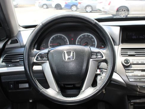 Used 2011 Honda Accord SE image 17