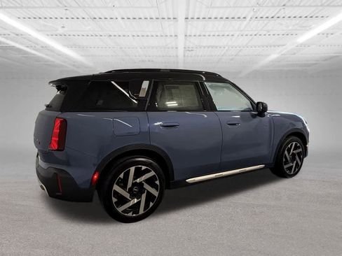 Certified 2025 MINI Cooper Countryman S w/ Comfort Package Max image 6