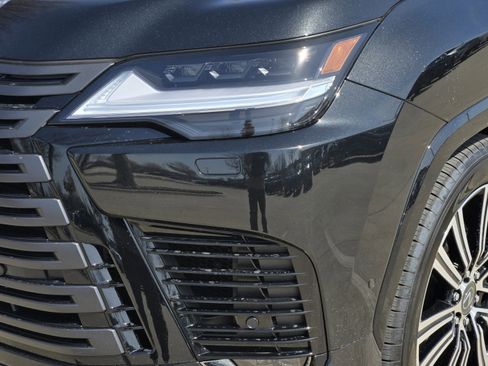New 2026 Lexus LX 700h Luxury w/ Appearance Package AWD/4WD image 21
