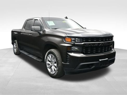 Used 2021 Chevrolet Silverado 1500 Custom w/ Safety Confidence Package AWD/4WD image 7