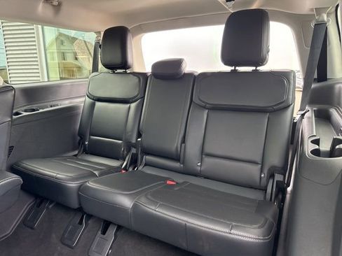 Certified 2025 Ford Expedition Max Platinum image 52