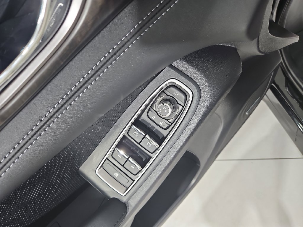 Certified 2026 Subaru Ascent Touring AWD/4WD image 13