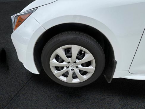 Used 2026 Toyota Corolla LE FWD image 10