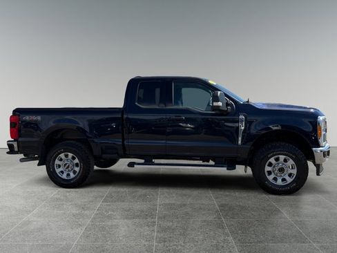 Certified 2023 Ford F250 XLT w/ 360-Degree Camera Package AWD/4WD image 7