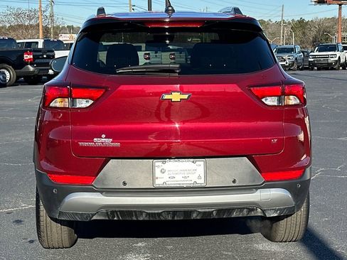 Used 2024 Chevrolet TrailBlazer LT w/ Driver Confidence Package image 6
