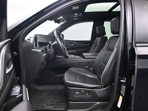 Used 2022 Cadillac Escalade Sport w/ Touring Package AWD/4WD image 22