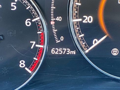 Used 2021 MAZDA MAZDA3 s image 14