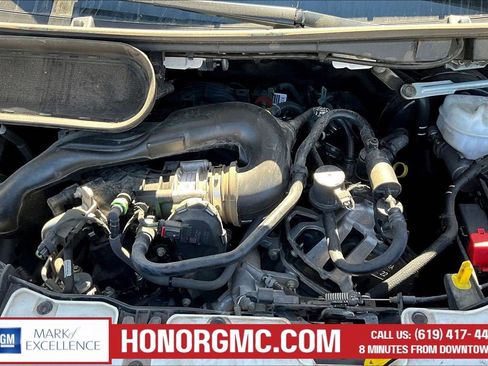 Used 2024 Ford Transit 350 XLT image 25