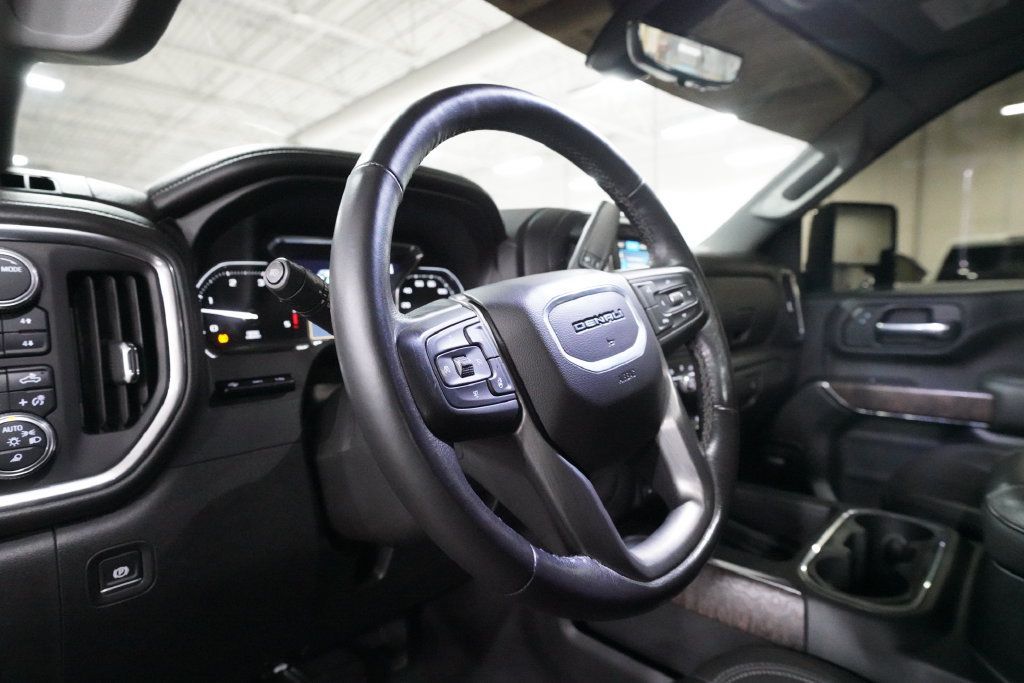 Used 2021 GMC Sierra 3500 Denali w/ Denali Ultimate Package AWD/4WD image 8