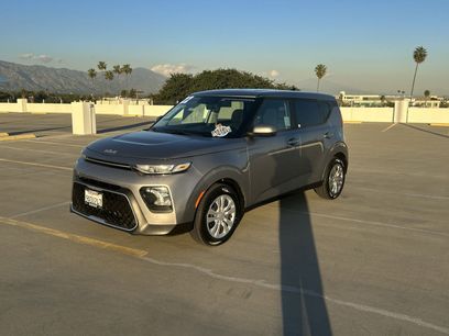 Used 2022 Kia Soul LX