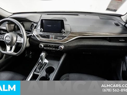 Used 2025 Nissan Altima 2.5 SV image 21