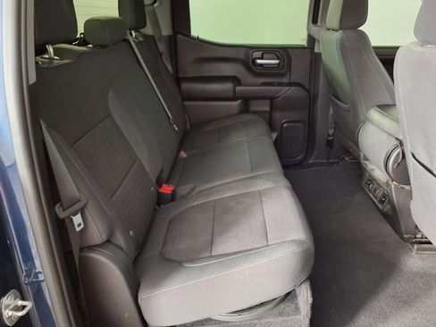 Used 2021 Chevrolet Silverado 1500 LT RWD image 11