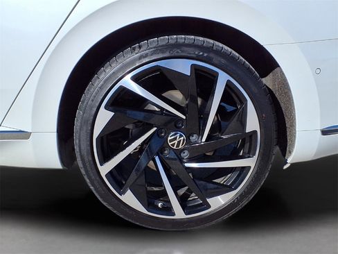 Used 2023 Volkswagen Arteon SEL Premium w/ Arteon MDO Package image 3