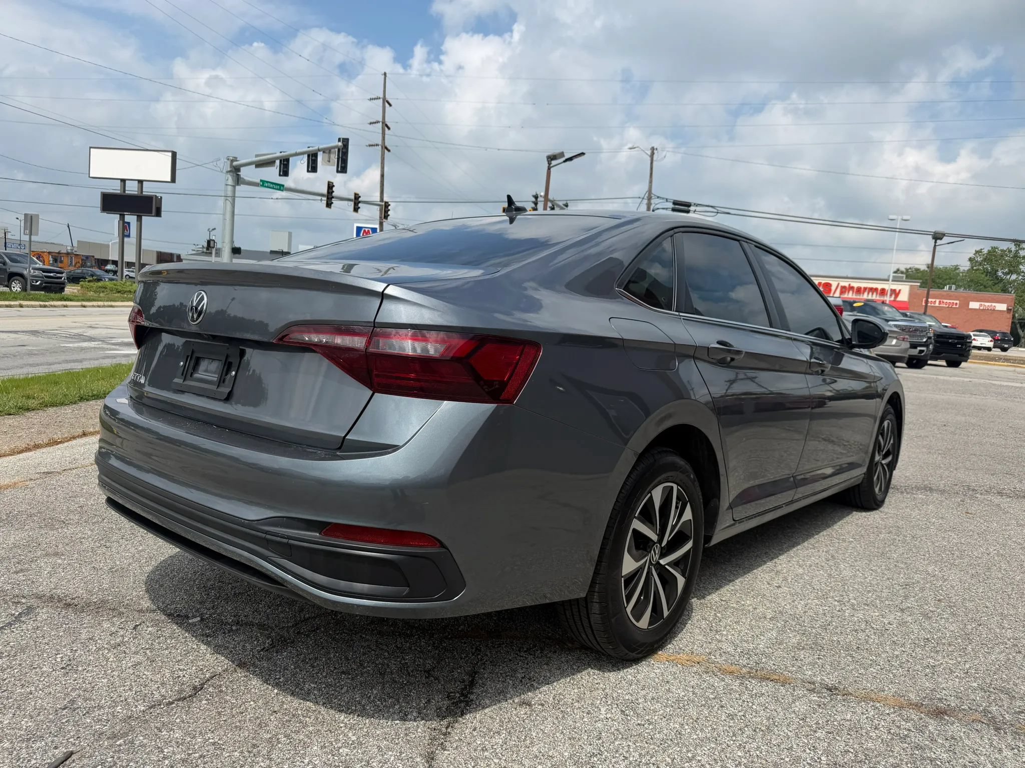 Used 2024 Volkswagen Jetta S FWD image 9