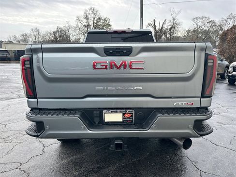 Used 2024 GMC Sierra 2500 AT4 w/ AT4 Premium Plus Package image 7