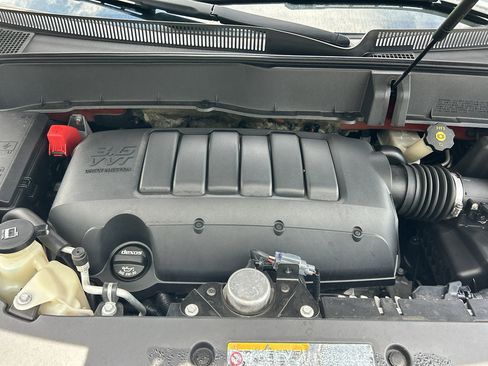 Used 2016 Chevrolet Traverse LT image 18