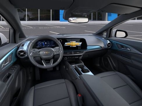 New 2026 Chevrolet Equinox EV LT image 15