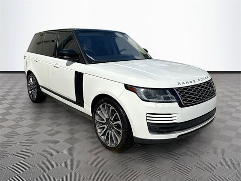 Used 2019 Land Rover Range Rover Supercharged image 4