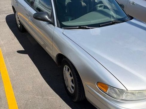 Used 2003 Buick Century Custom FWD image 3