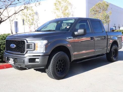 Used 2018 Ford F150 XL w/ Equipment Group 101A Mid image 3