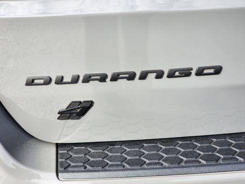 Used 2022 Dodge Durango SRT w/ Technology Group image 11