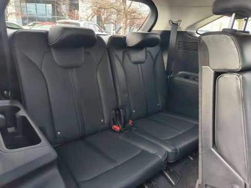 Certified 2024 Kia Sorento S image 32