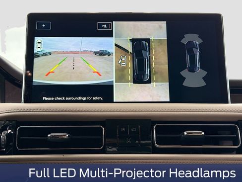 Used 2023 Lincoln Nautilus Reserve w/ Equipment Group 202A image 20