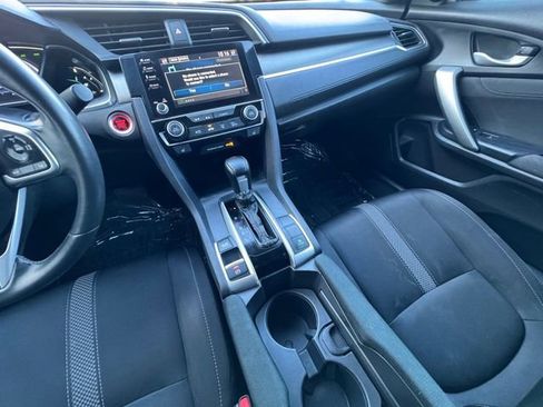 Used 2020 Honda Civic EX image 3