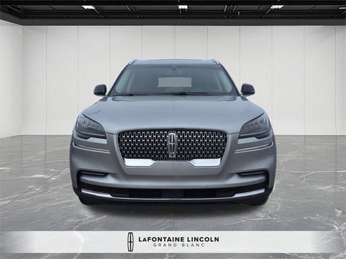 Certified 2023 Lincoln Aviator Reserve w/ Equipment Group 201A image 8
