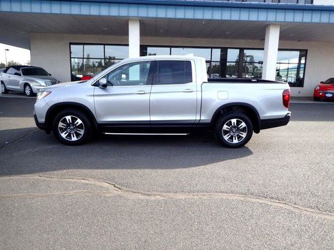 Used 2019 Honda Ridgeline RTL-E image 2