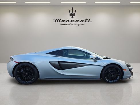Used 2018 McLaren 570S Spider RWD image 6