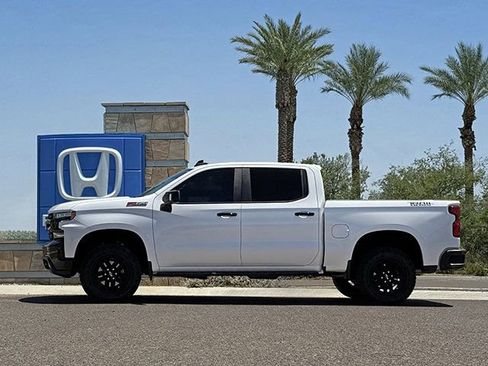 Used 2021 Chevrolet Silverado 1500 LT Trail Boss w/ Convenience Package II AWD/4WD image 7