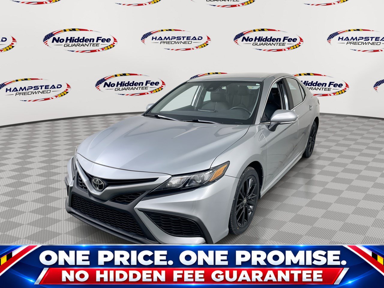 Used 2023 Toyota Camry SE FWD image 1