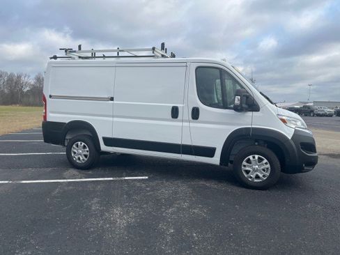 Used 2025 RAM ProMaster 2500 w/ Quick Order Package 22G SLT image 4