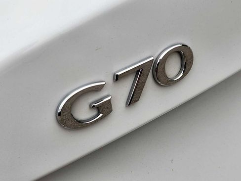 Used 2019 Genesis G70 2.0T Advanced w/ Dynamic Package RWD image 12