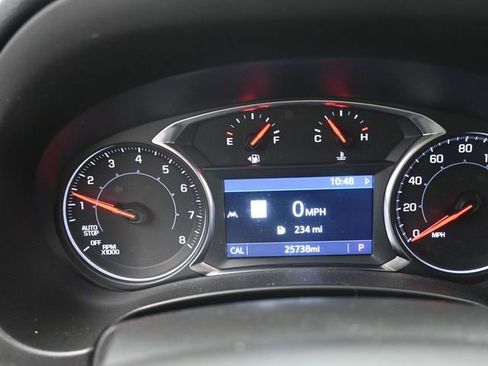 Used 2023 GMC Terrain SLE w/ Driver Convenience Package image 9